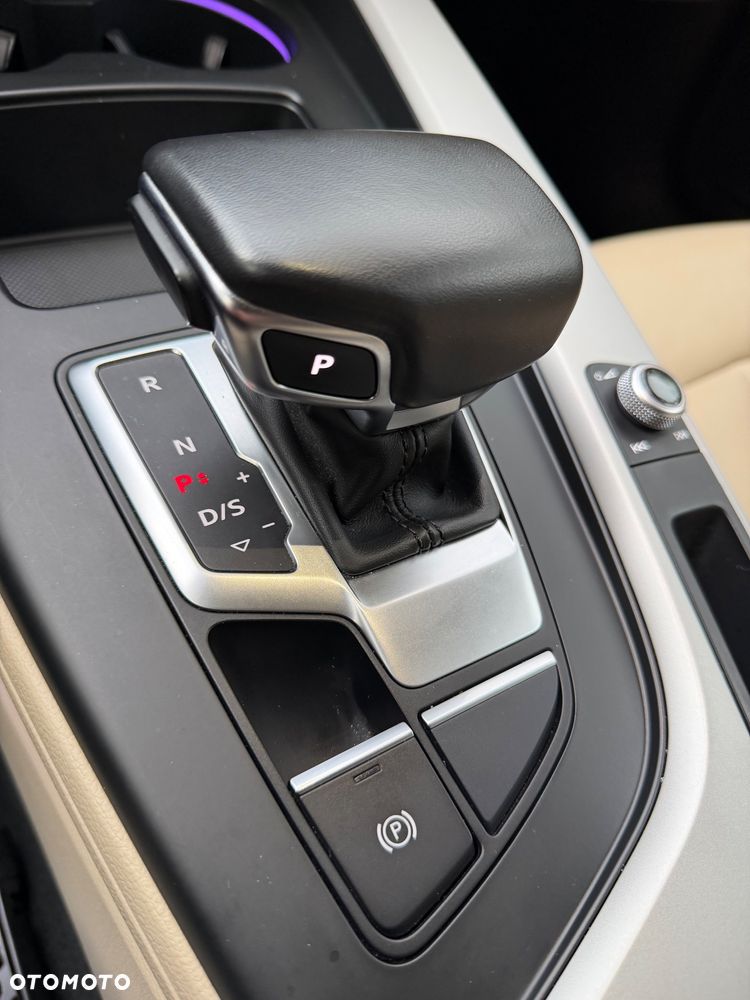 Audi A4 Limousine 35 TFSI mHEV S tronic - 28