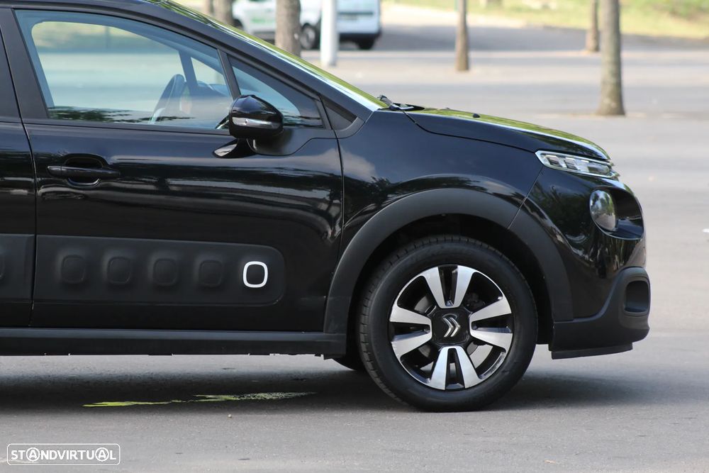 Citroën C3 1.2 PureTech Shine - 9