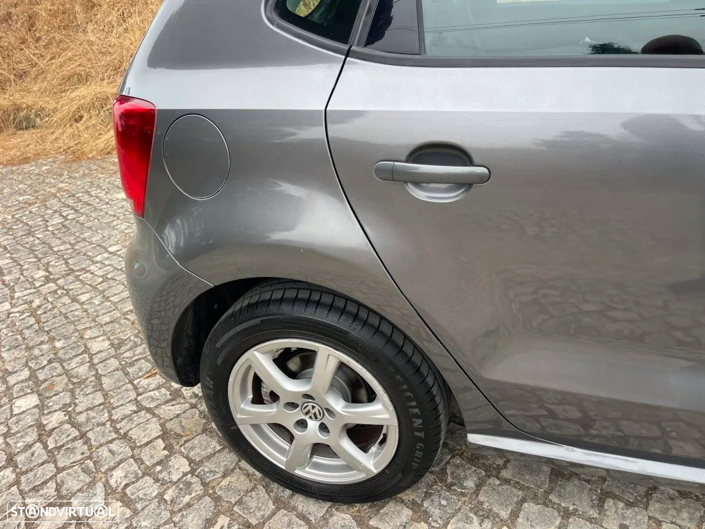 VW Polo 1.6 TDI Confortline BlueMotion - 19