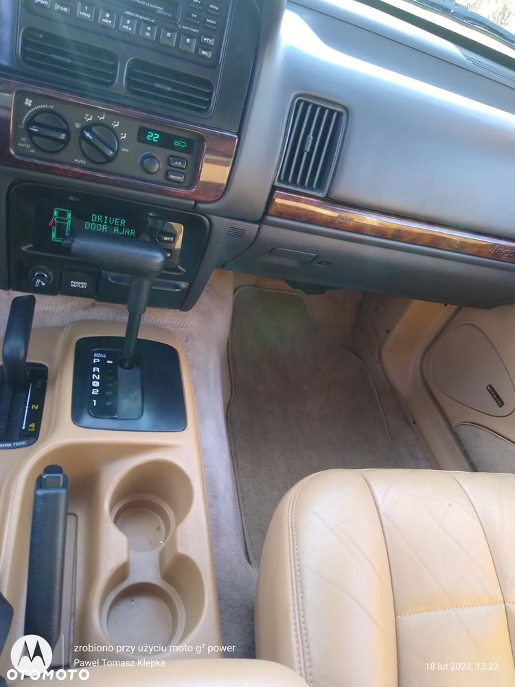 Jeep Grand Cherokee - 14