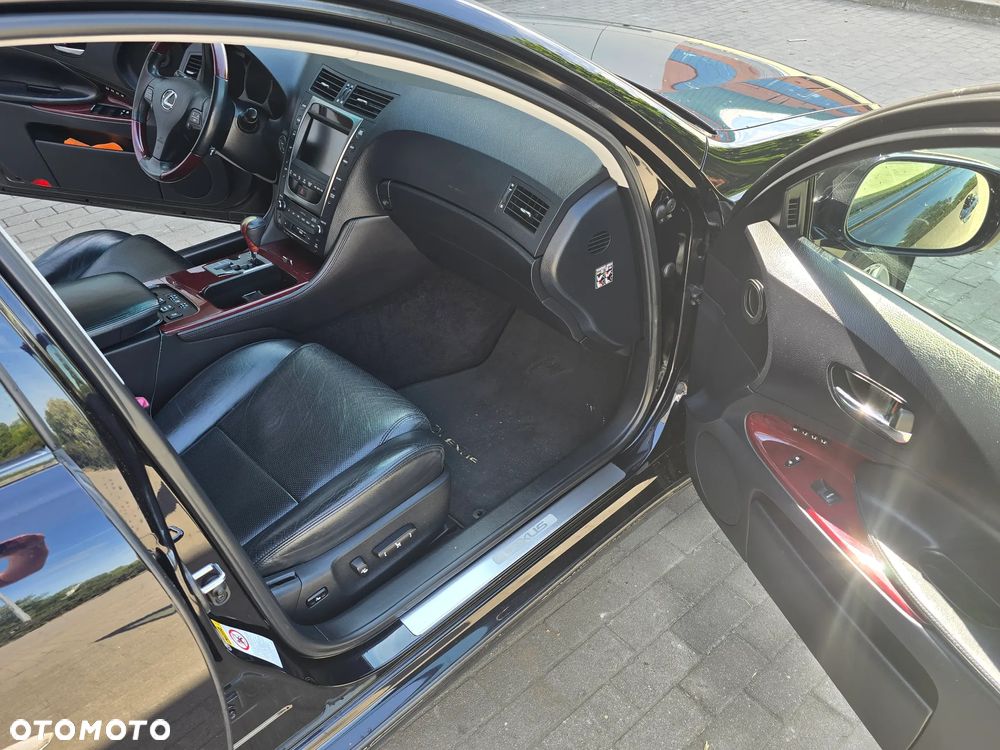 Lexus GS 450h - 15