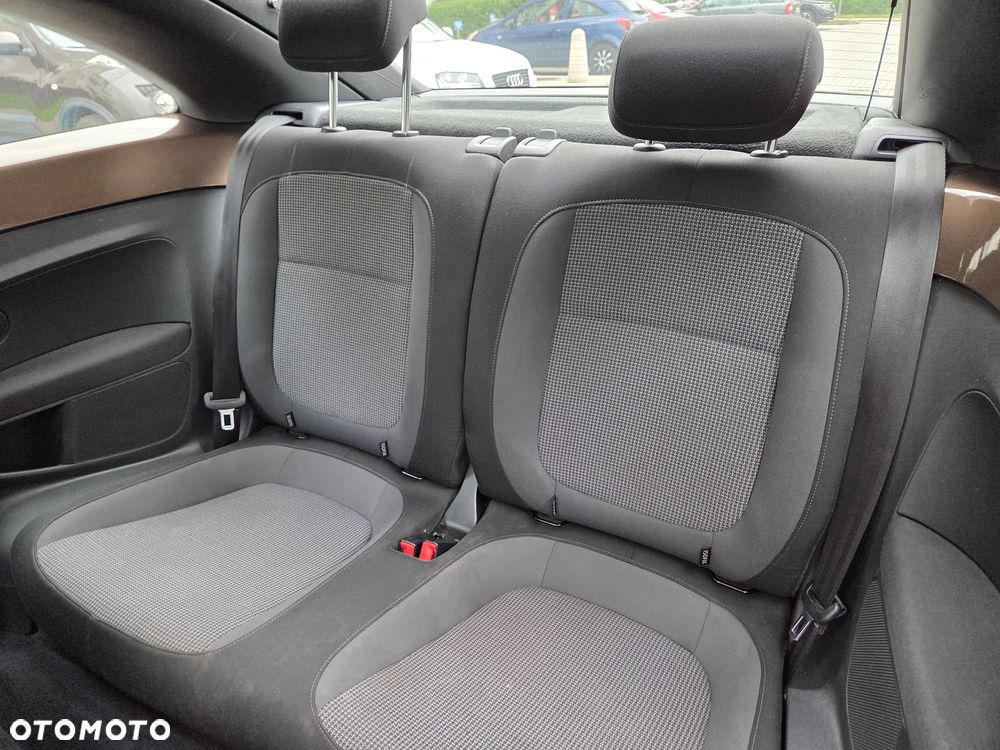 Volkswagen Beetle 1.6 TDI - 13