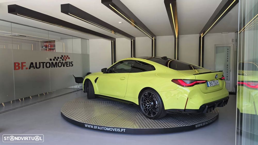 BMW M4 Competition - 4