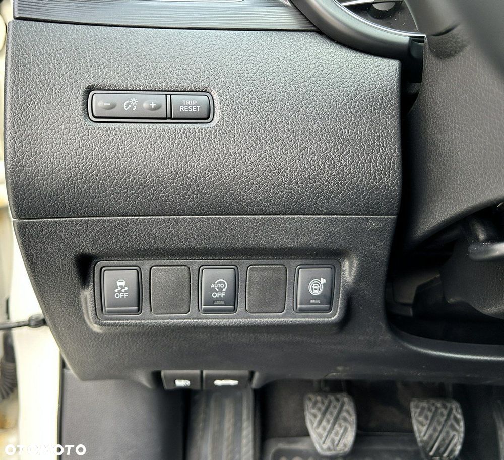 Nissan Pulsar 1.2 DIG-T Tekna - 13