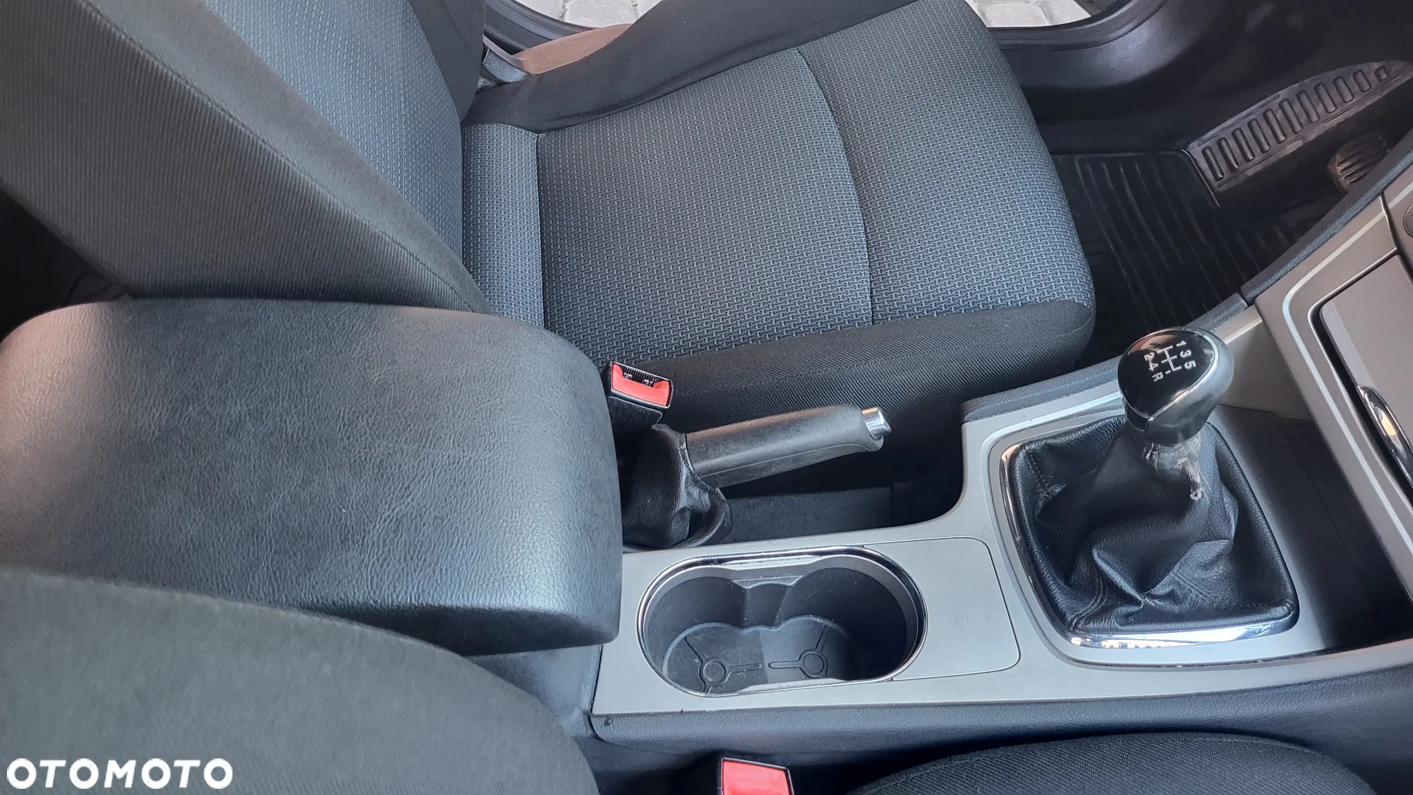 Ford Mondeo 2.0 Trend - 17