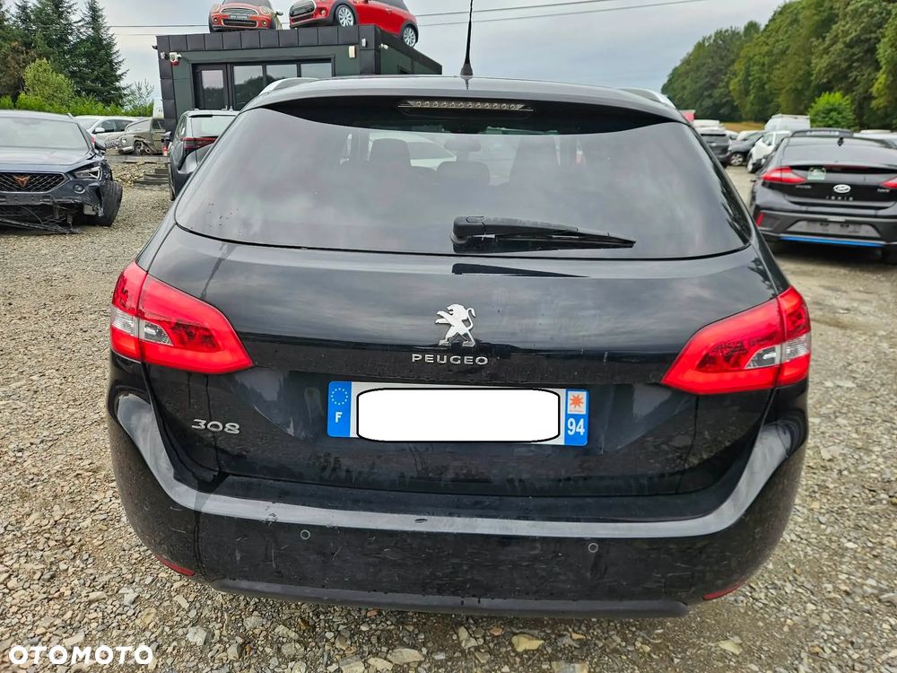 Peugeot 308 BlueHDi 130 EAT6 Stop & Start Active Business-Paket - 9