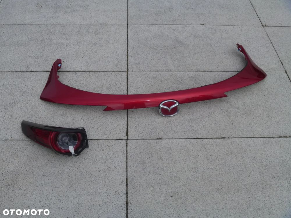 MAZDA CX-30 PODKŁDKA POD TABLICĘ REJESTRACYJNĄ ORYGINAŁ DD1L50171 - 10