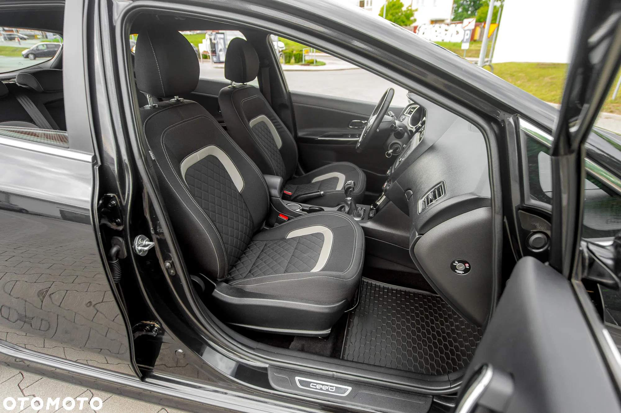 Kia Ceed Cee'd 1.0 T-GDI GT Line - 24