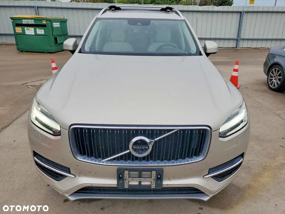 Volvo XC 90 T8 AWD Twin Engine Geartronic Momentum - 5