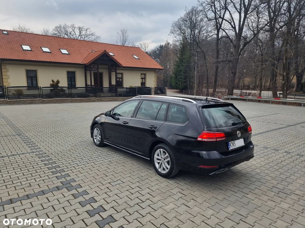 Volkswagen Golf 2.0 TDI SCR DSG R-Line - 4