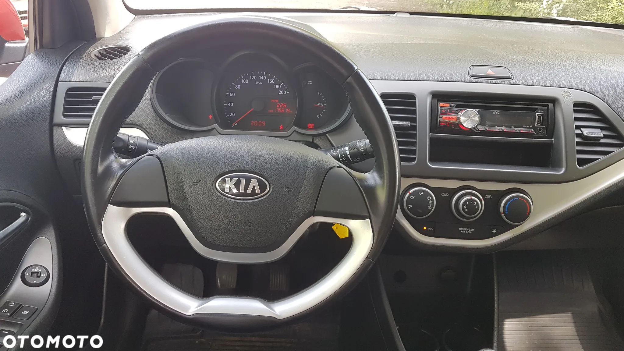 Kia Picanto - 7