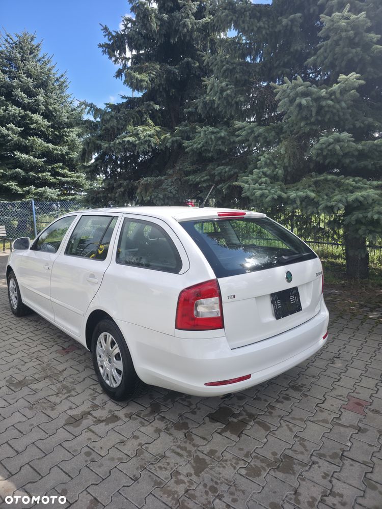 Skoda Octavia - 8