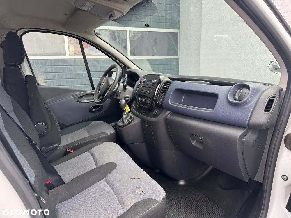 Opel Vivaro - 12