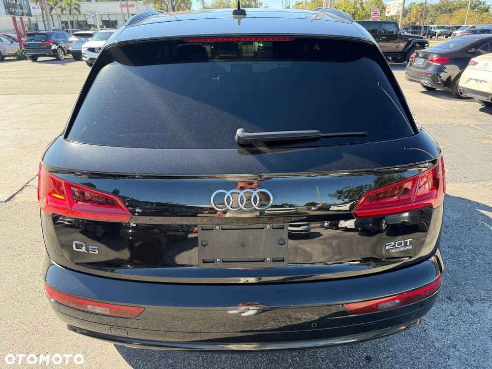 Audi Q5 2.0 TFSI Quattro S tronic design - 5