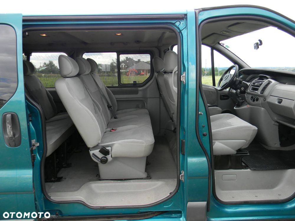 Renault Trafic - 15
