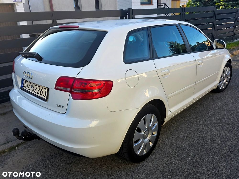 Audi A3 Sportback 1.4 TFSI S Line Sportpaket plus - 4