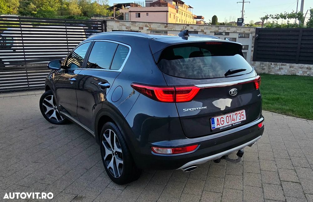 Kia Sportage 2,0 CRDI AWD Aut. GT Line - 3