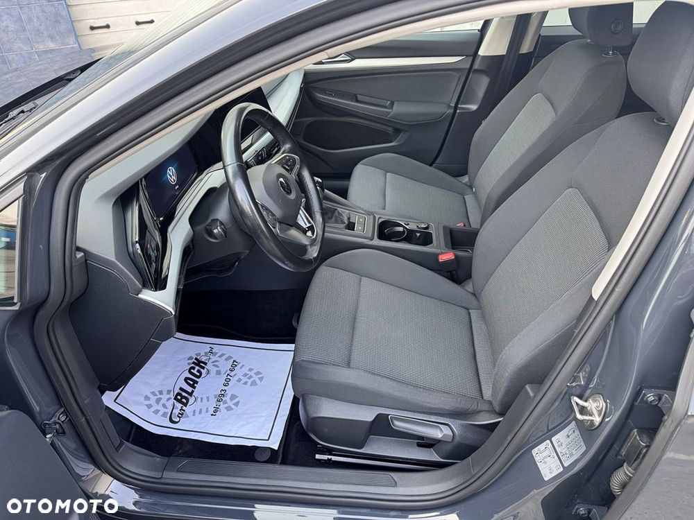 Volkswagen Golf - 11