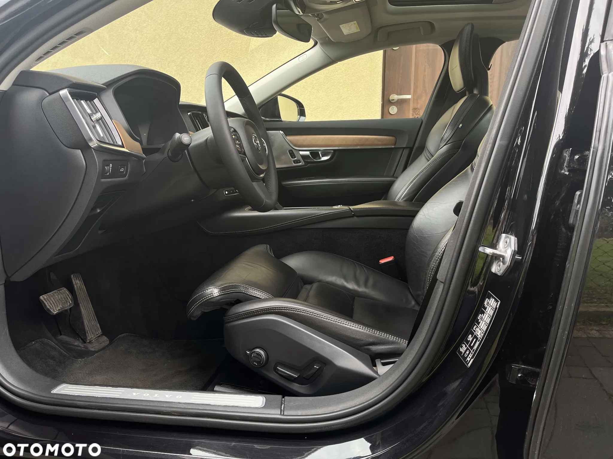 Volvo S90 D4 Inscription - 13
