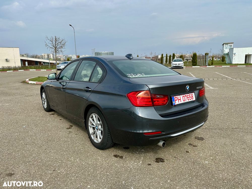 BMW Seria 3 320d DPF Edition Exclusive - 3
