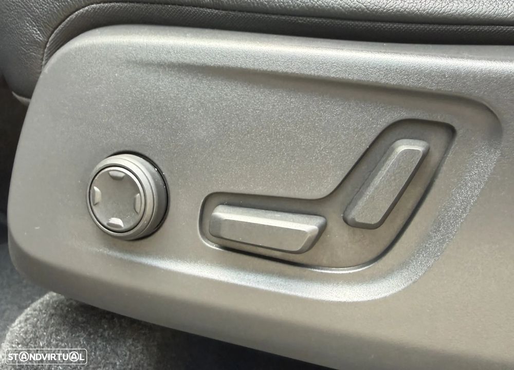 Volvo XC 40 2.0 T5 Momentum - 20