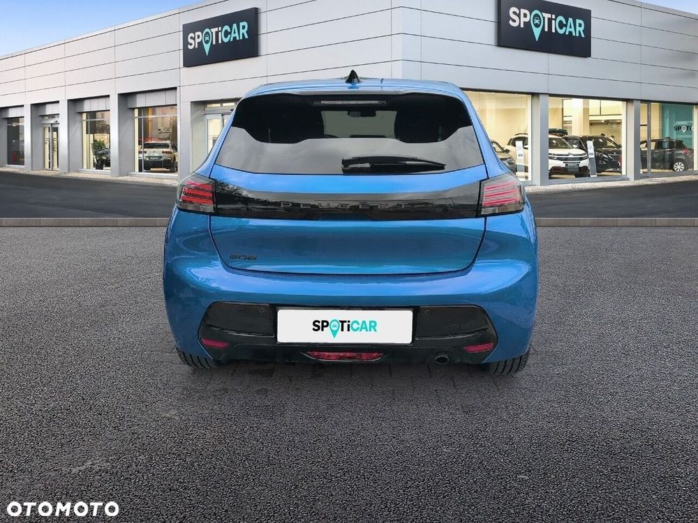Peugeot 208 - 5