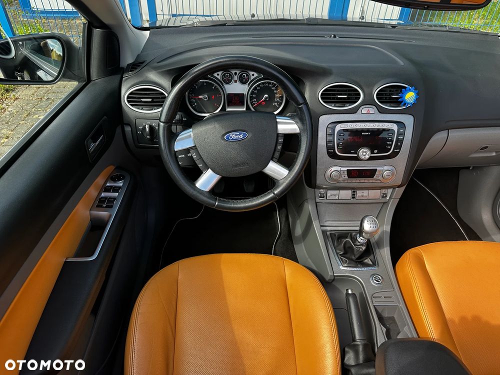 Ford Focus 2.0 TDCi DPF Titanium - 26