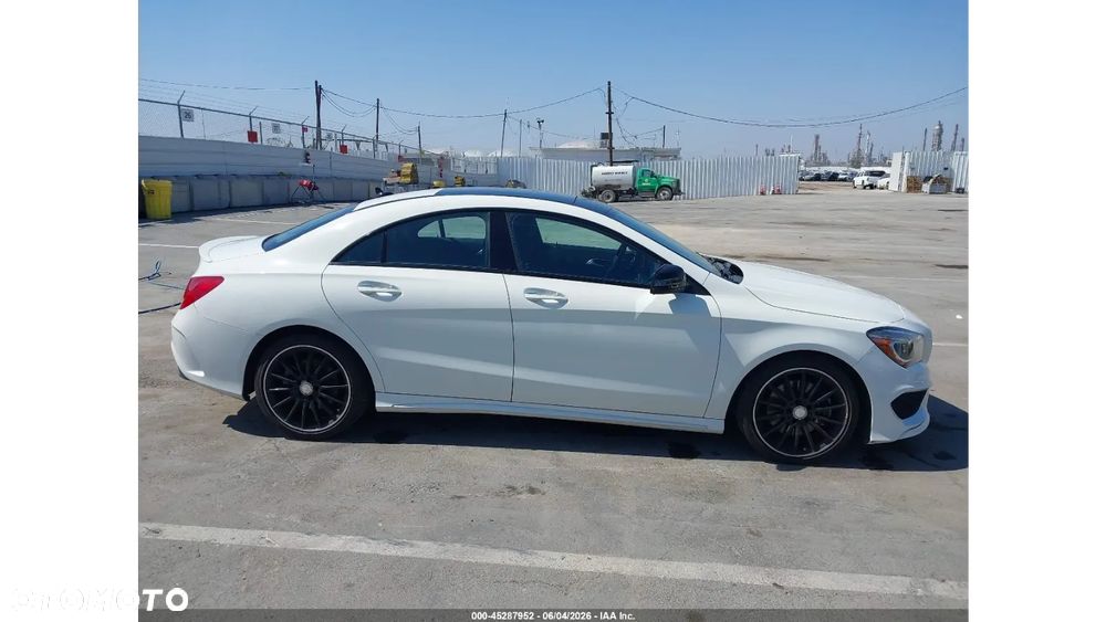 Mercedes-Benz CLA 250 4Matic 7G-DCT AMG Line - 6