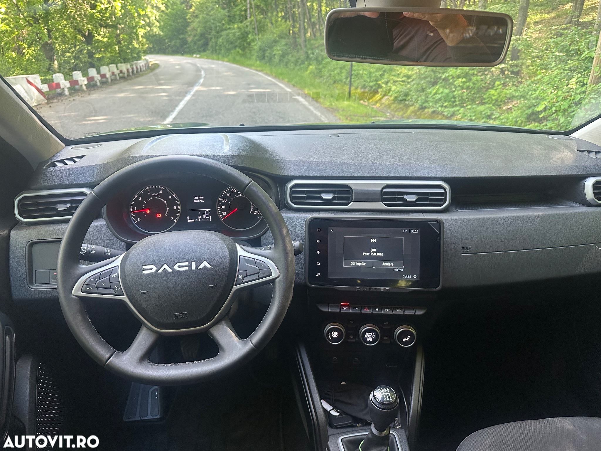 Dacia Duster TCe 130 2WD GPF Celebration - 8