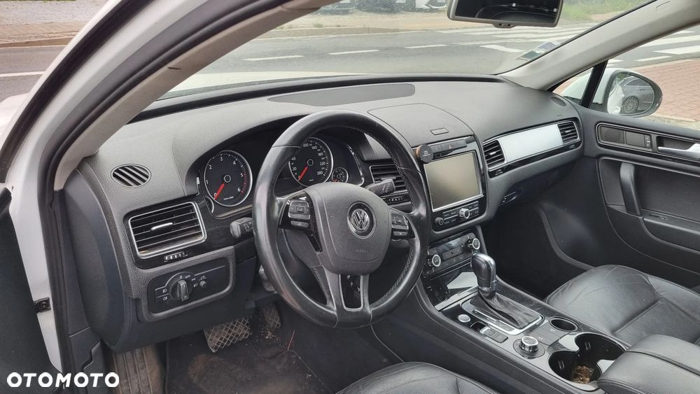 Volkswagen Touareg 3.0 V6 TDI Blue Motion DPF Automatik Exclusive Terrain Tech - 23