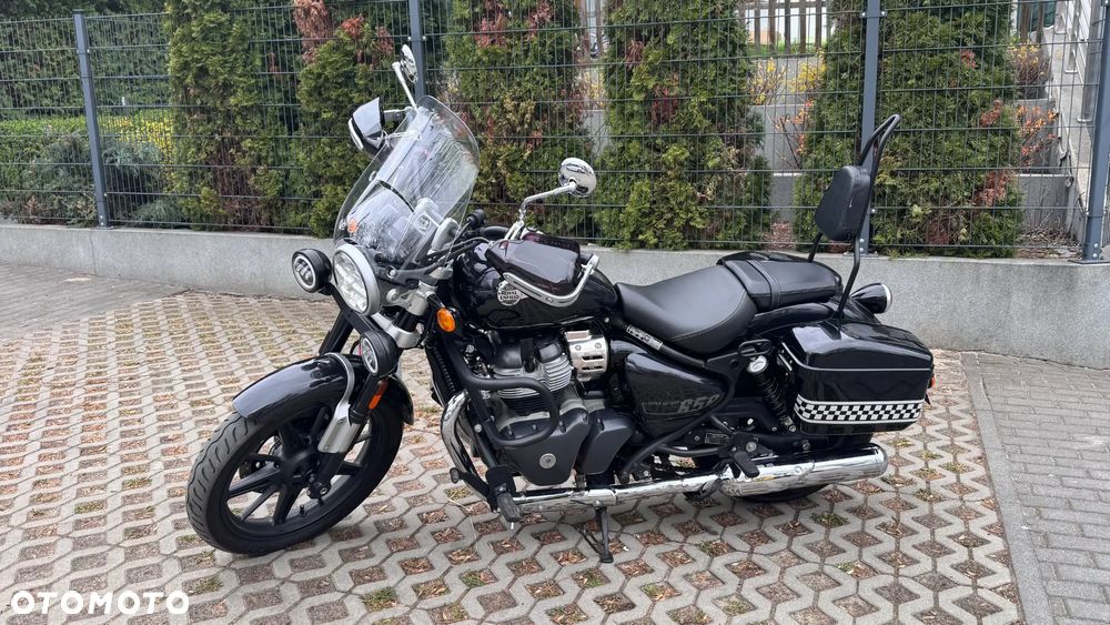 Royal Enfield Super Meteor - 3
