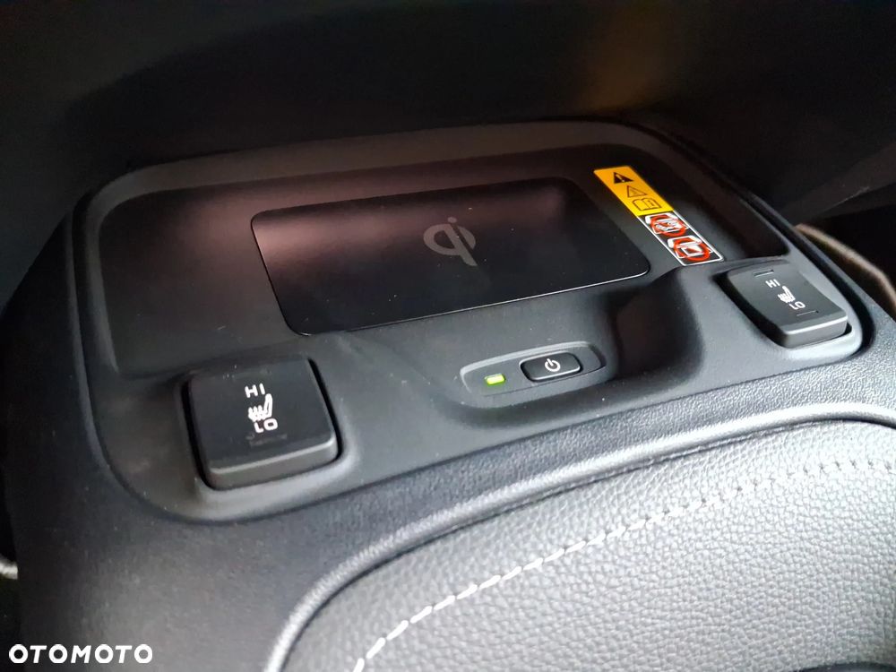 Toyota Corolla 2.0 Hybrid Style - 25