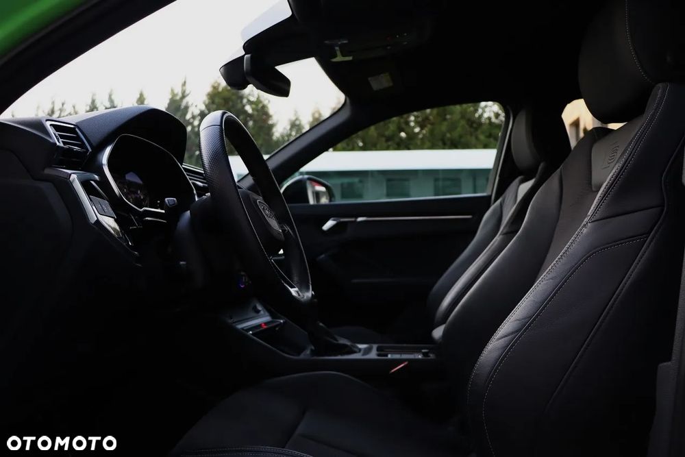 Audi Q3 Sportback - 24