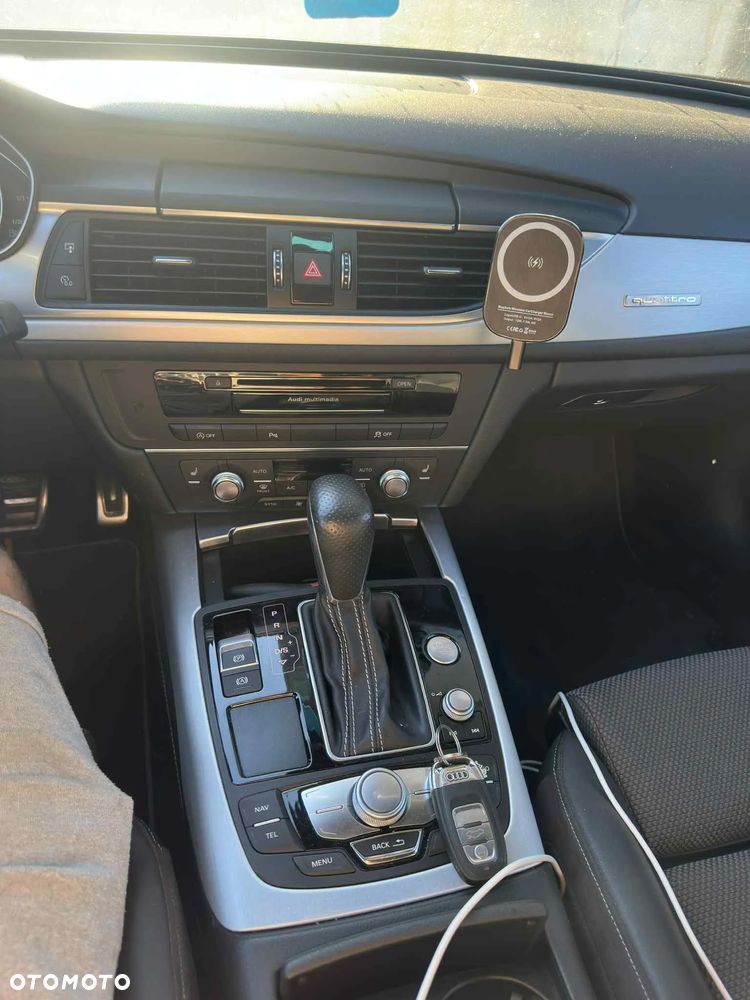 Audi A6 Avant - 11