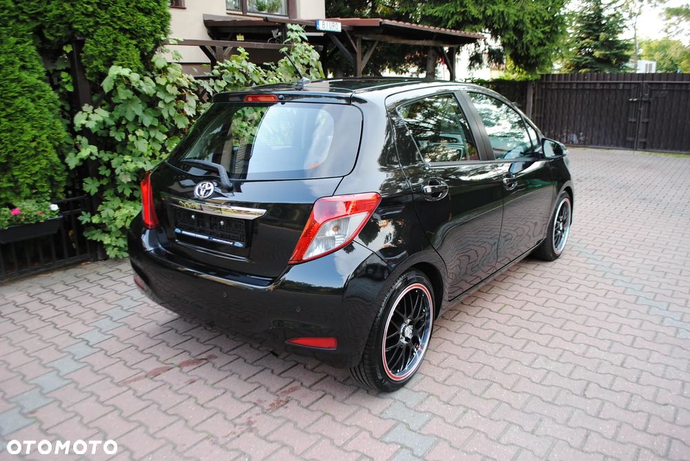Toyota Yaris 1.0 Premium - 16