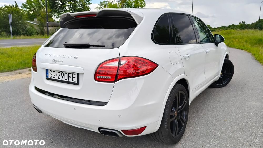 Porsche Cayenne Platinum Edition - 4