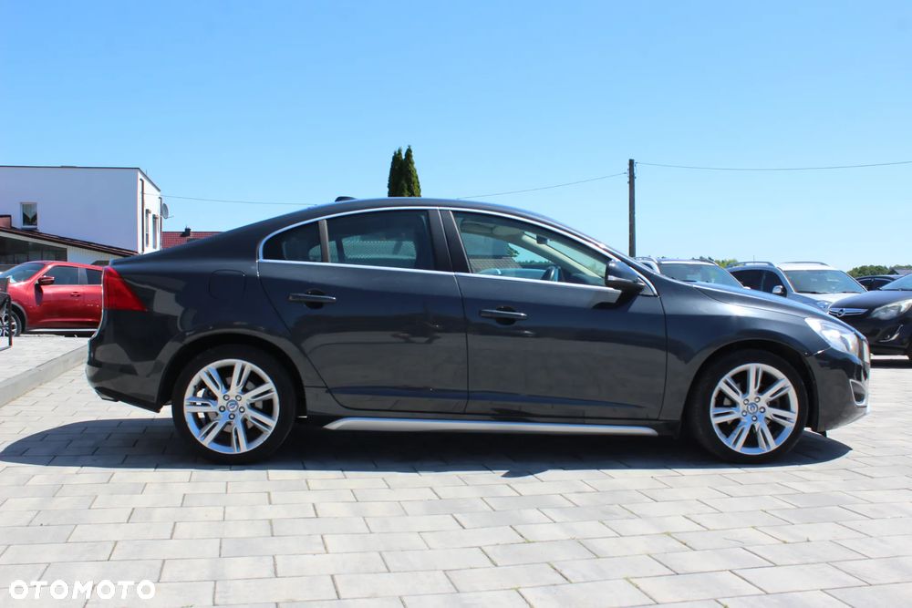 Volvo S60 T3 Summum - 11