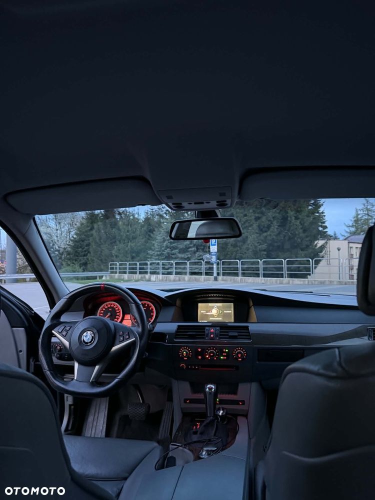 BMW Seria 5 - 13