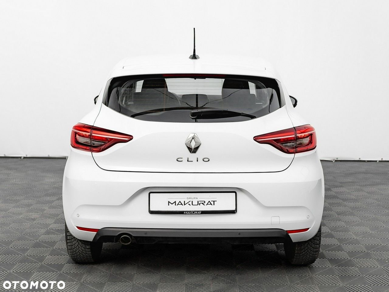 Renault Clio 1.0 TCe Equilibre - 11