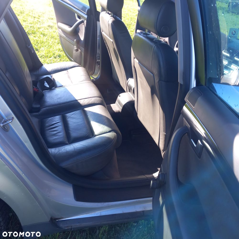 Audi A4 Limousine - 13