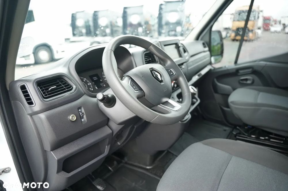 Renault MASTER / BLASZAK / FURGON / BRYGADÓWKA - 6 MIEJSC / BLIŹNIAK / SPROWADZONY / - 22