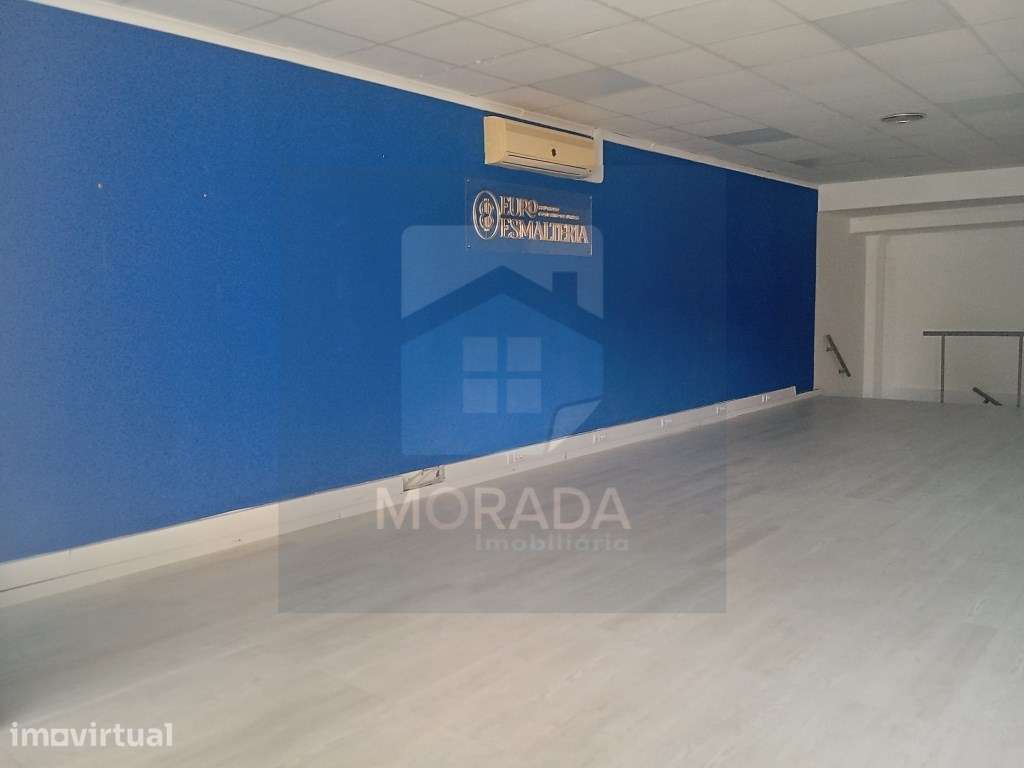 ARRENDA-SE LOJA || CAMPO ALEGRE || PORTO - Grande imagem: 3/16