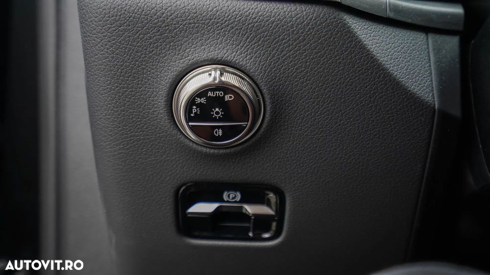 Mercedes-Benz GLC - 15