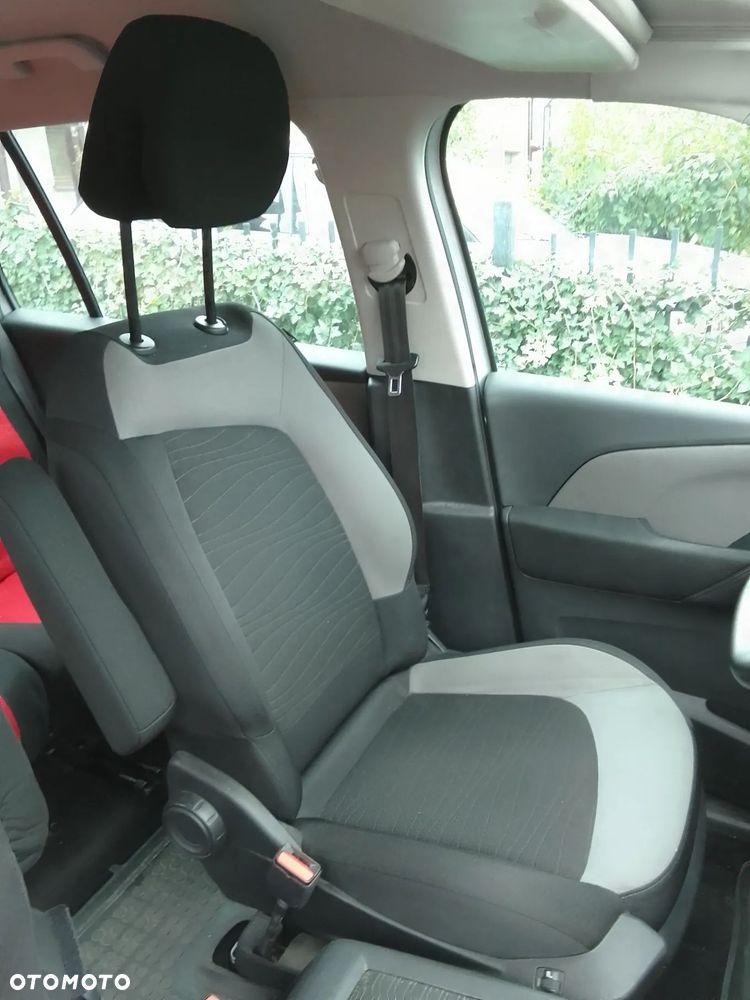 Citroën C4 Picasso 1.6 VTi Attraction - 5