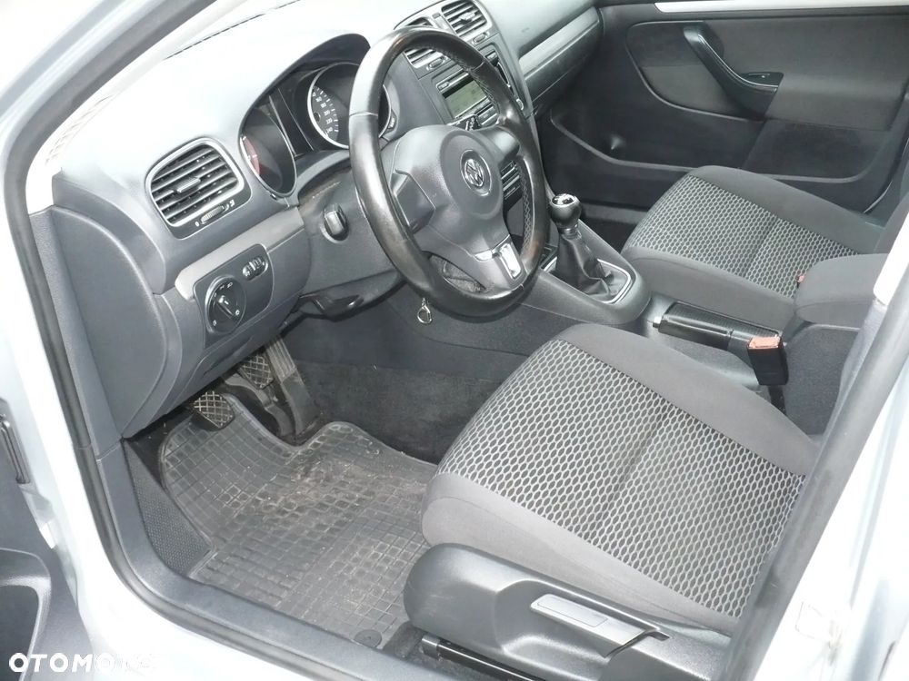 Volkswagen Golf Variant ver-1-6-tour - 11