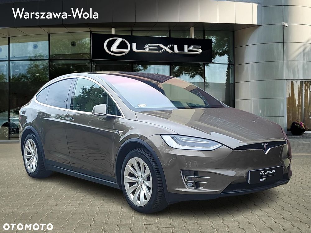 Tesla Model X 90 D - 9