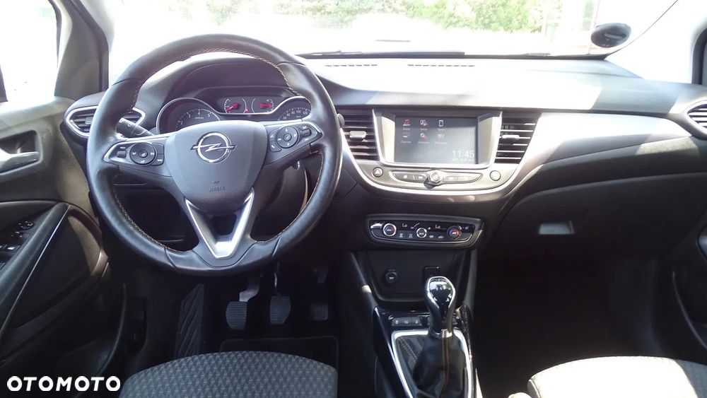Opel Crossland - 10
