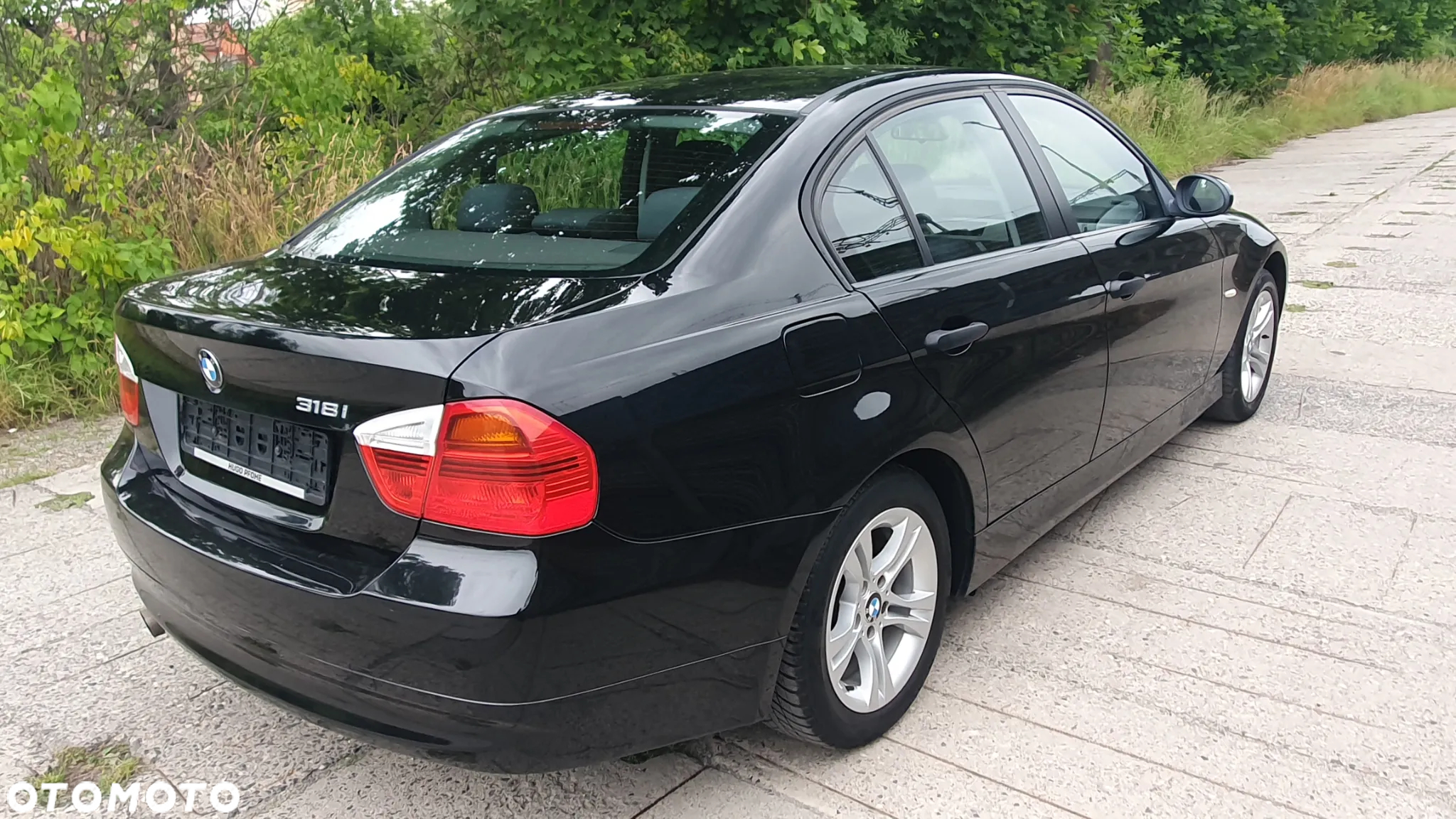 BMW Seria 3 318i - 27