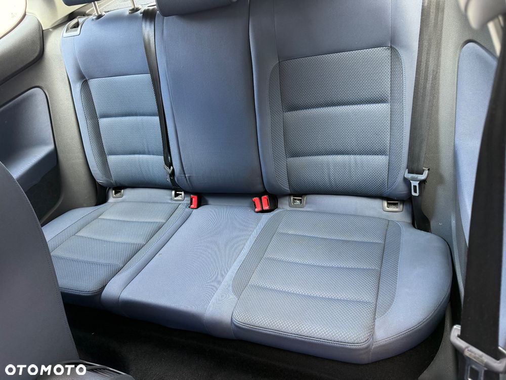 Volkswagen Golf - 13