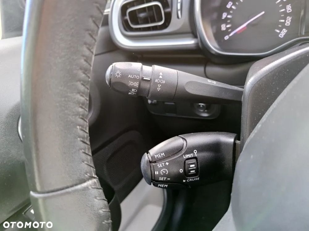Citroën C3 1.2 PureTech Shine - 16